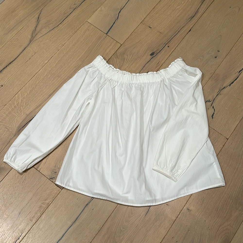 GAP XS Top. NWOT.